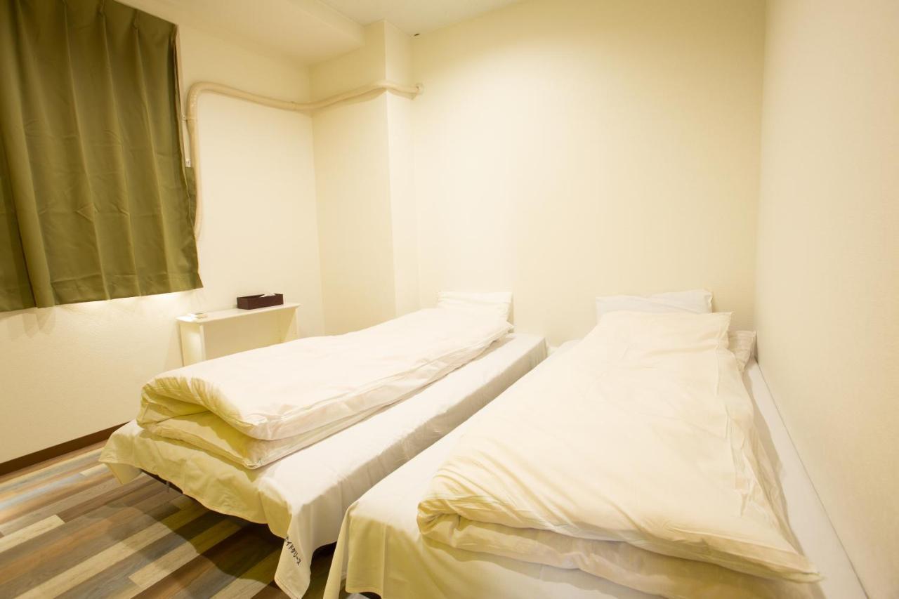 123 Guesthouse Osaka Bagian luar foto