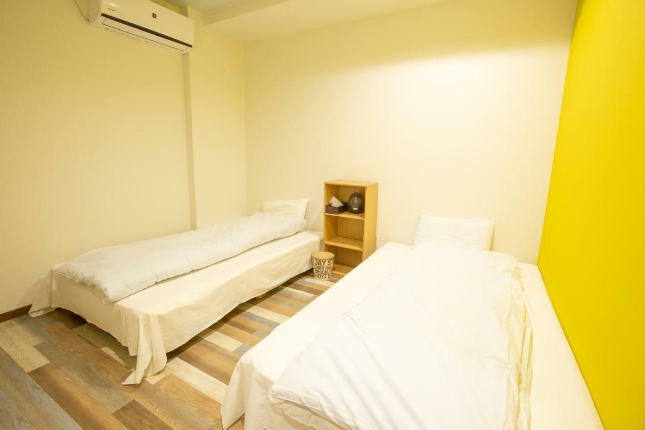 123 Guesthouse Osaka Bagian luar foto