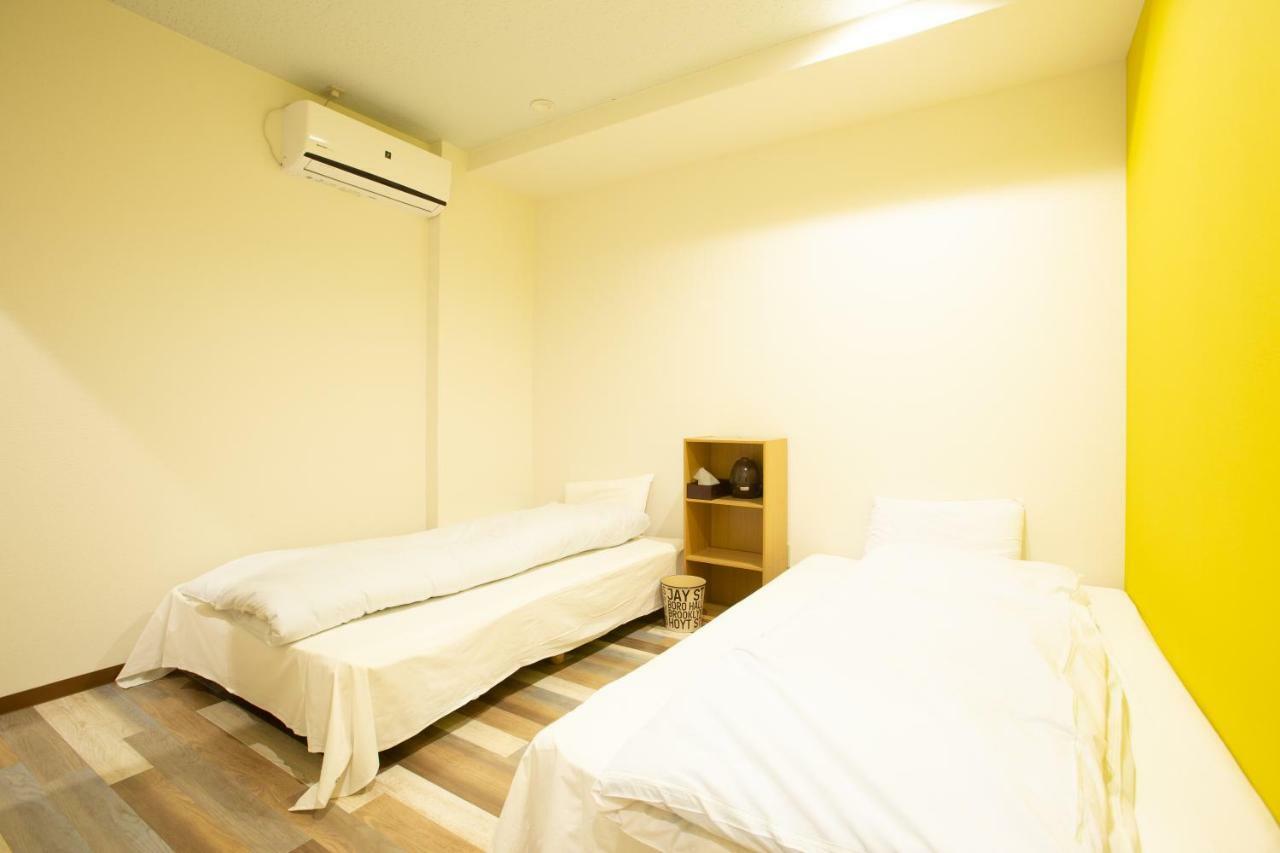 123 Guesthouse Osaka Bagian luar foto