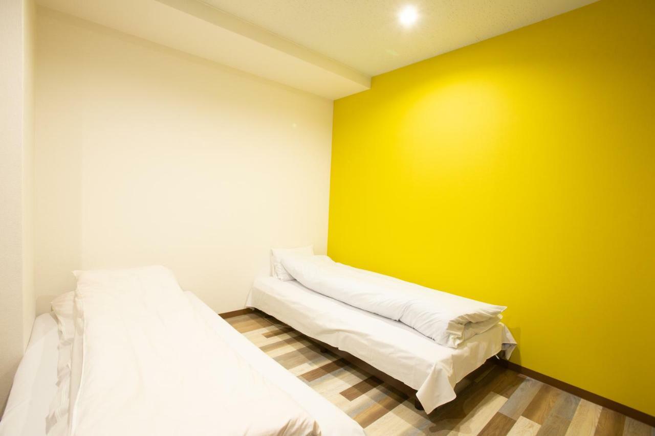 123 Guesthouse Osaka Bagian luar foto